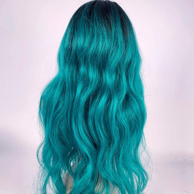 Perruque Synthétique TAMARA -Semi Naturelle Ondulée - Sleek Hair
